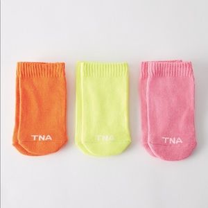 NWT Tna Fairview socks